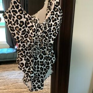 Michael Kors one piece swim suit size 6
